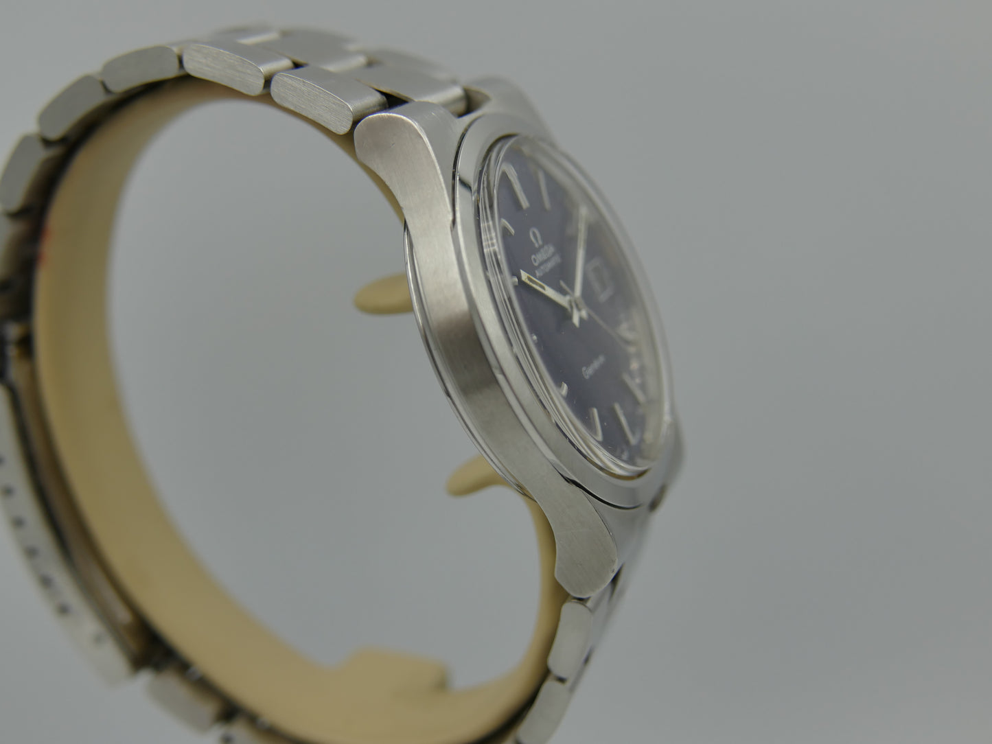 70's vintage watch mens Omega geneve ref. 166.0173 /366.0832 automatic cal. 1012