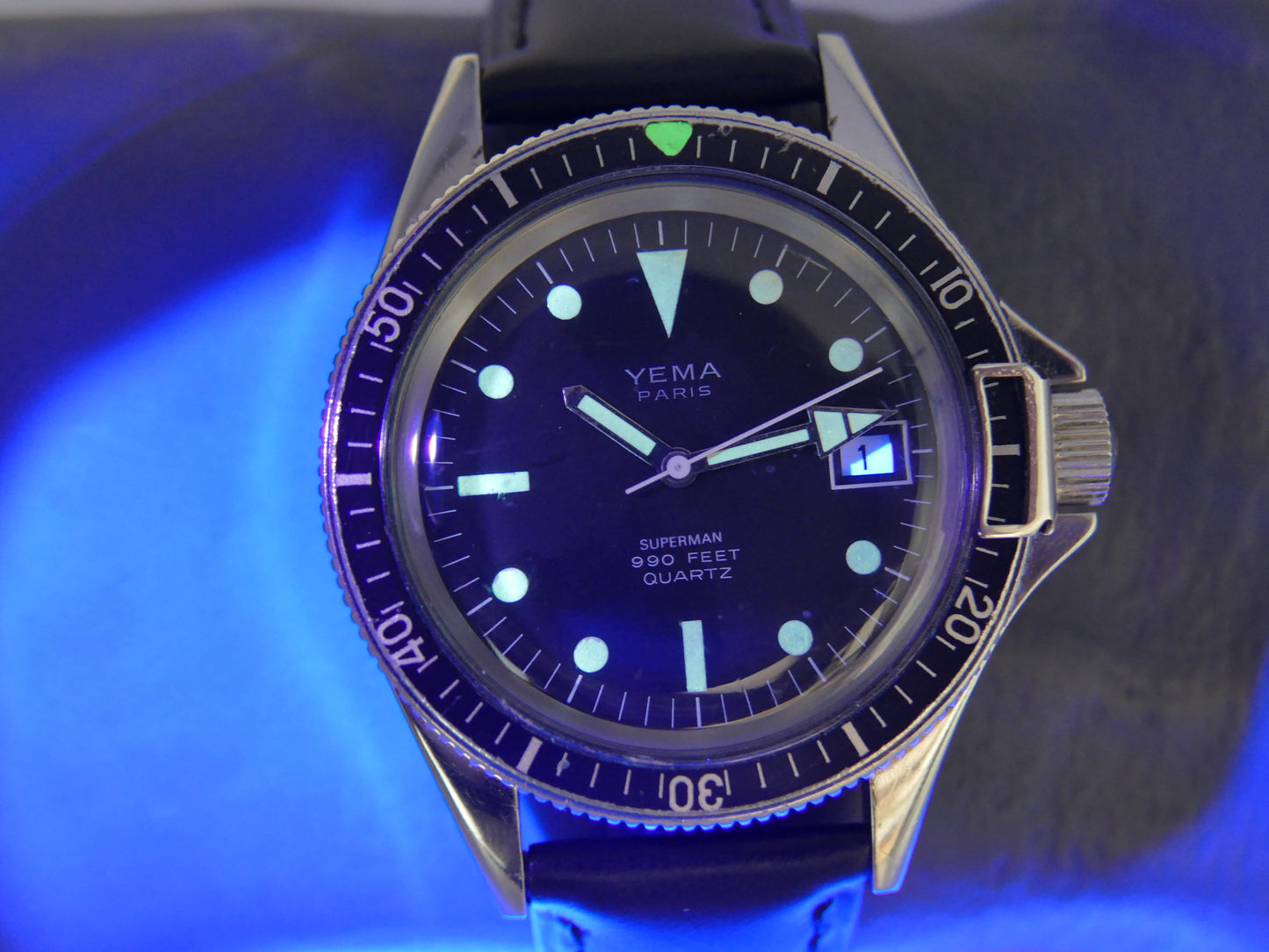 70s vintage watch mens diver plongee Yema Superman 990 feet quartz ref T9.001.6