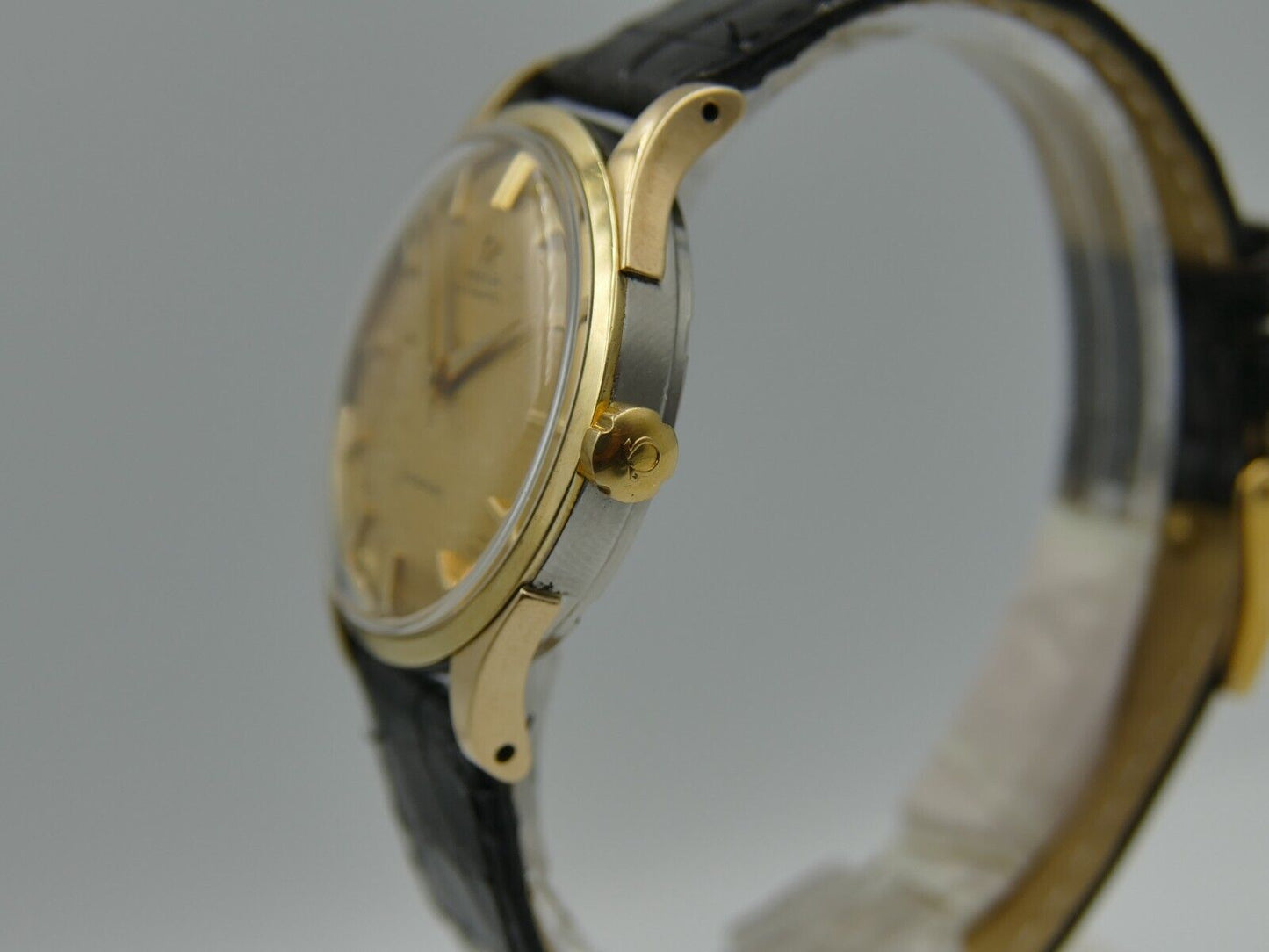 50's vintage watch mens Omega ref. 2637 -7 SC automatic bumper cal 354 gold cap