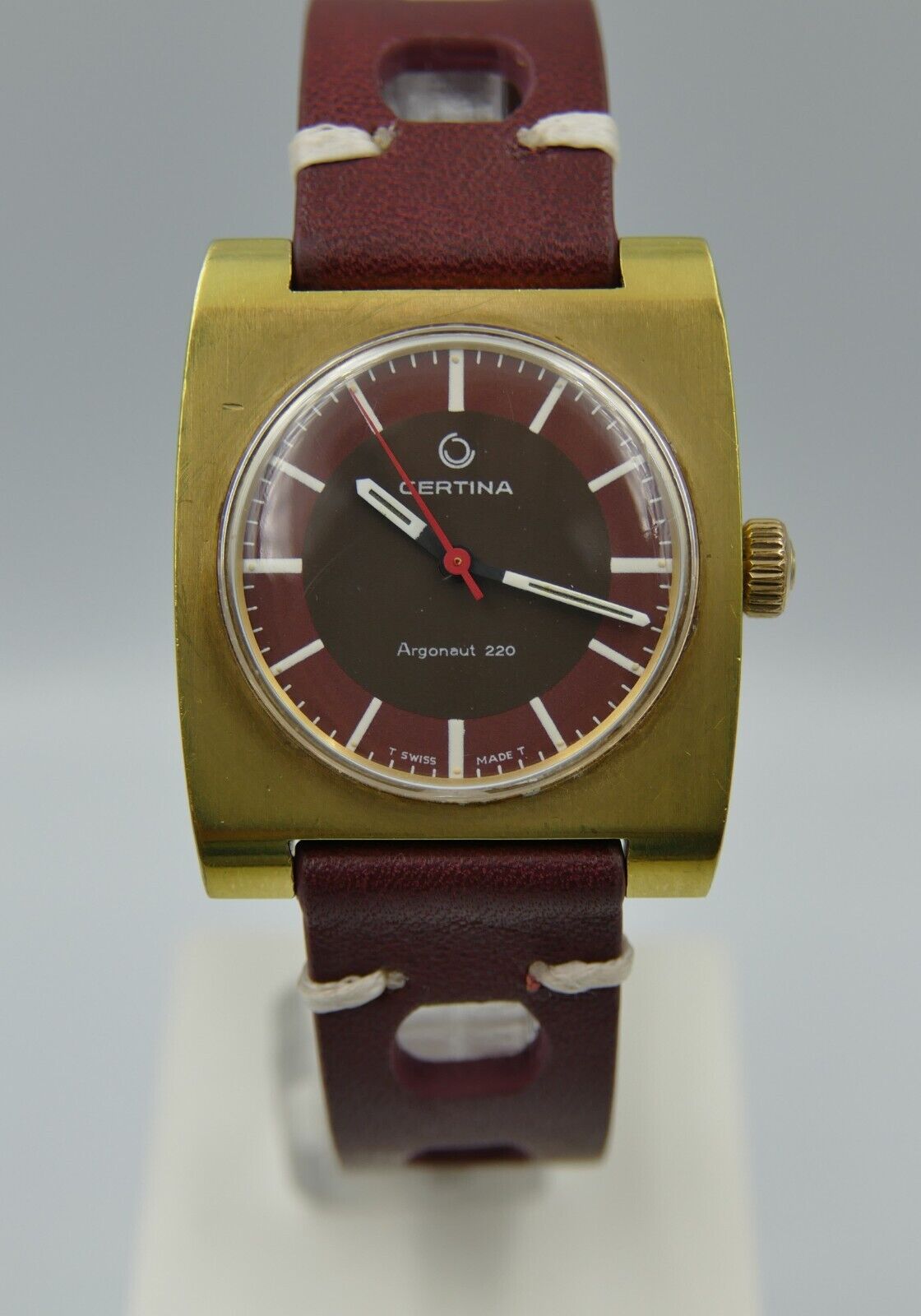 70's vintage watch mens Certina Argonaut 220 hand wind 25-26 burgundy