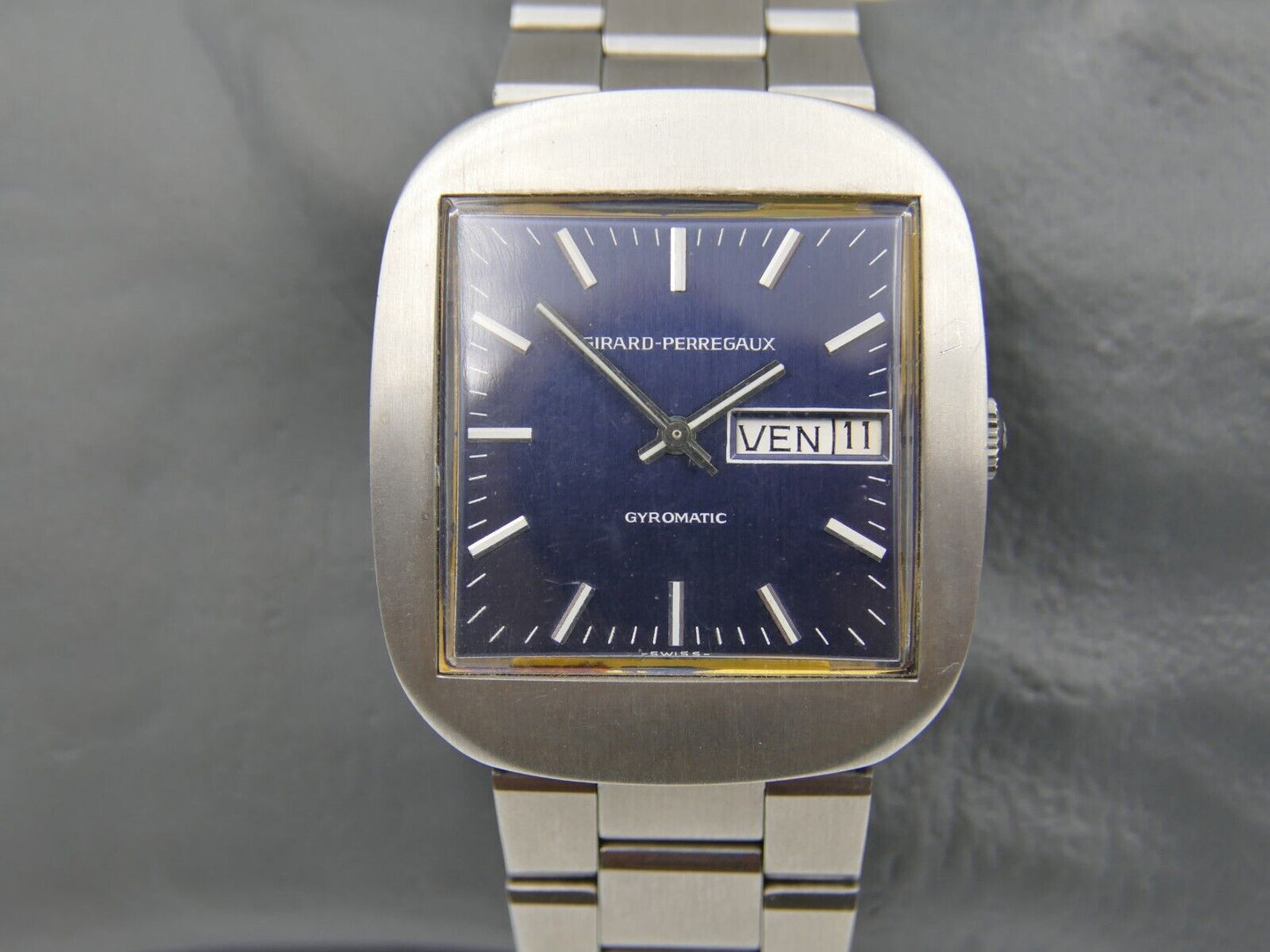 70's N.O.S vintage watch mens Girard Perregaux gyromatic automatic  34.5mm blue