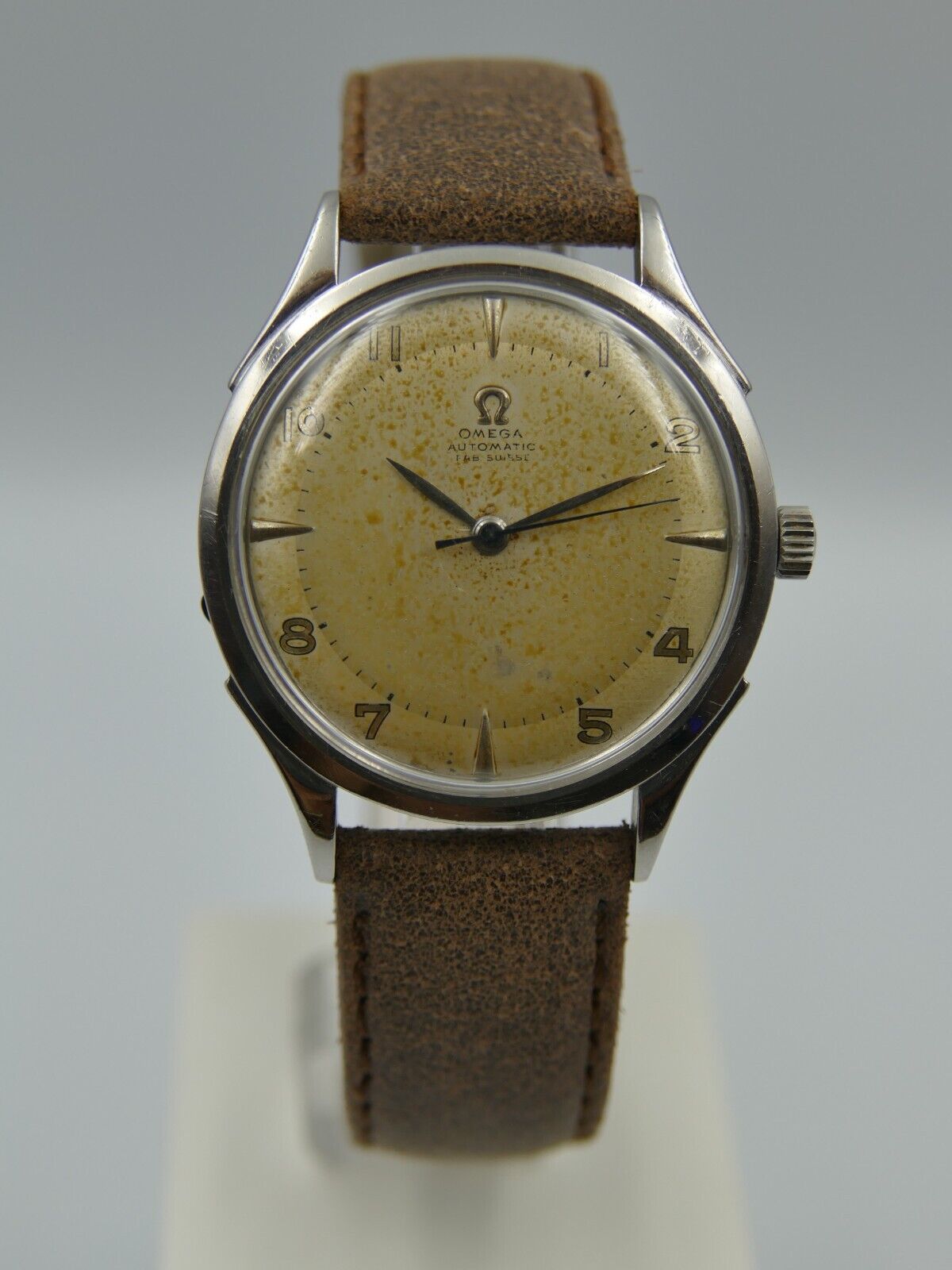 40's vintage watch mens Omega ref 2480 -1 bumper automatic cal. 28.10RA serviced