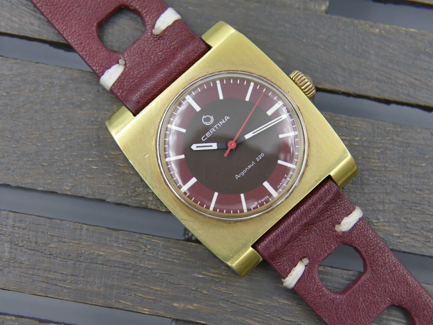 70's vintage watch mens Certina Argonaut 220 hand wind 25-26 burgundy