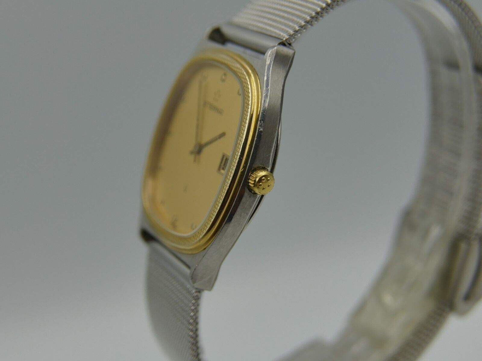 80's vintage watch mens Eterna ref. 122.2122.46 quartz Eta 955.411 steel & gold 