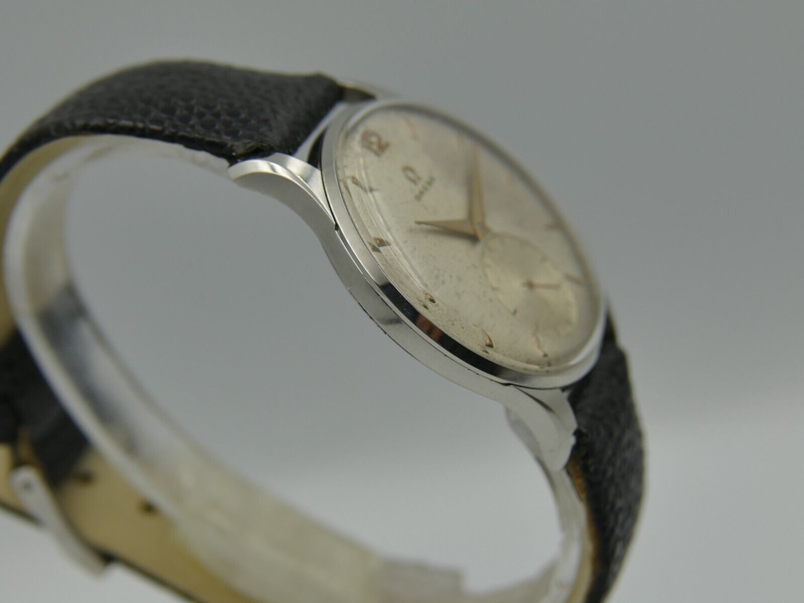 50's vintage watch mens Omega 36mm ref. 2890-4 hand wind cal. 266 rare