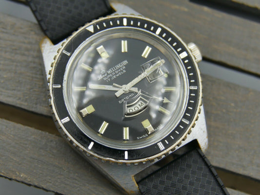 70's vintage mens Lord Wellingion super diver datomatic EB8387 40mm RARE 