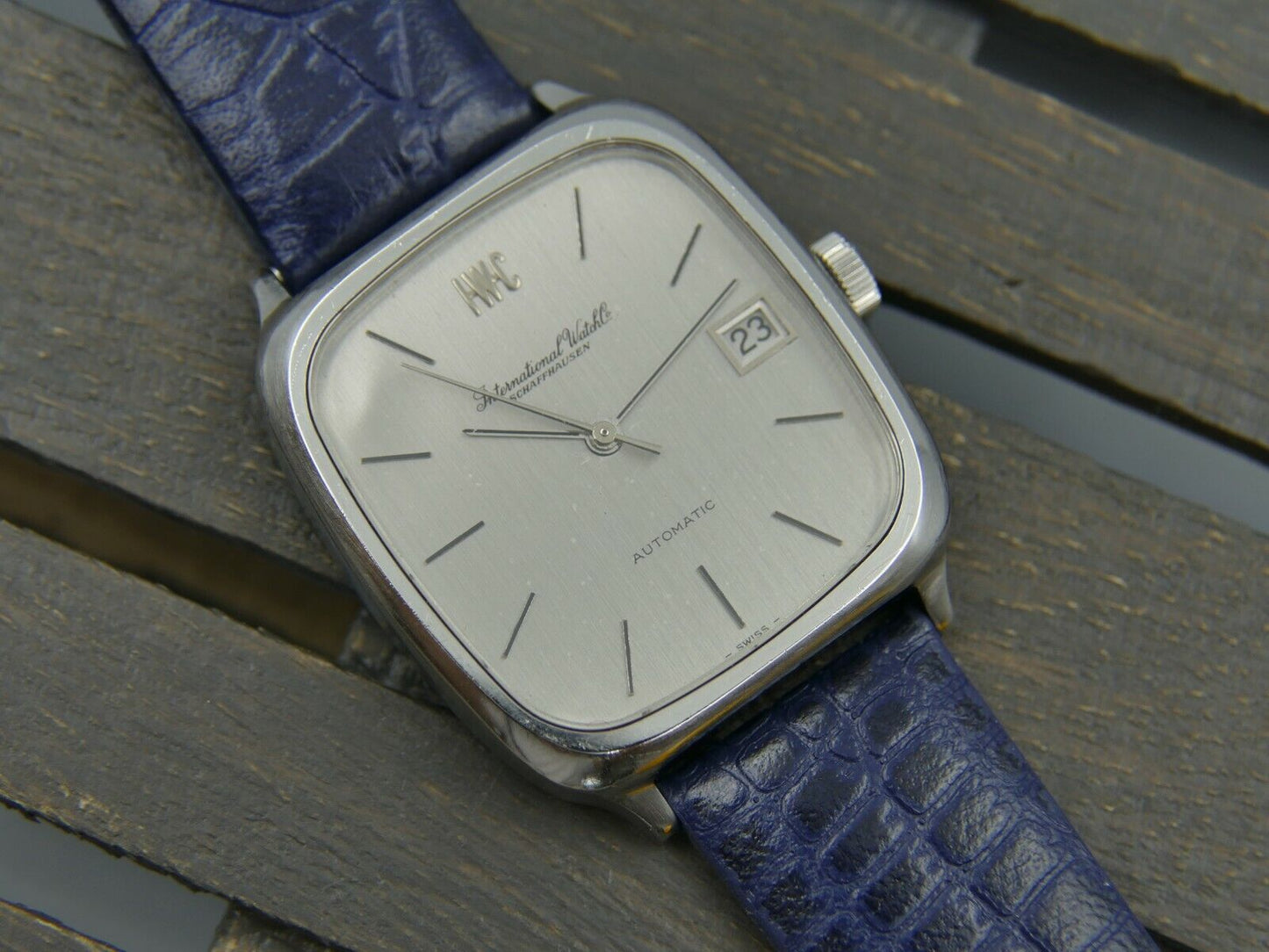 70's vintage watch mens IWC Schaffhausen ref. 582.379 automatic cal. 3254 steel