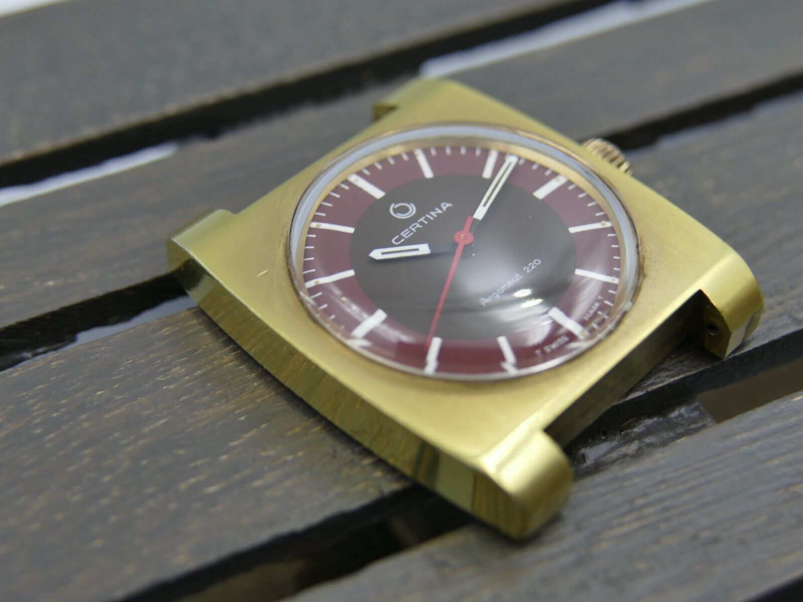 70's vintage watch mens Certina Argonaut 220 hand wind 25-26 burgundy