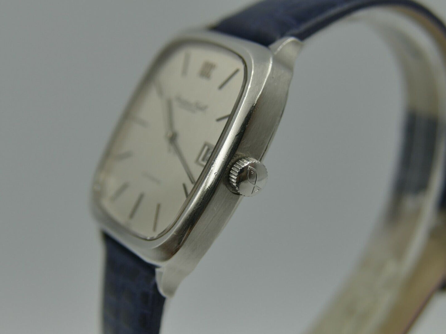 70's vintage watch mens IWC Schaffhausen ref. 582.379 automatic cal. 3254 steel