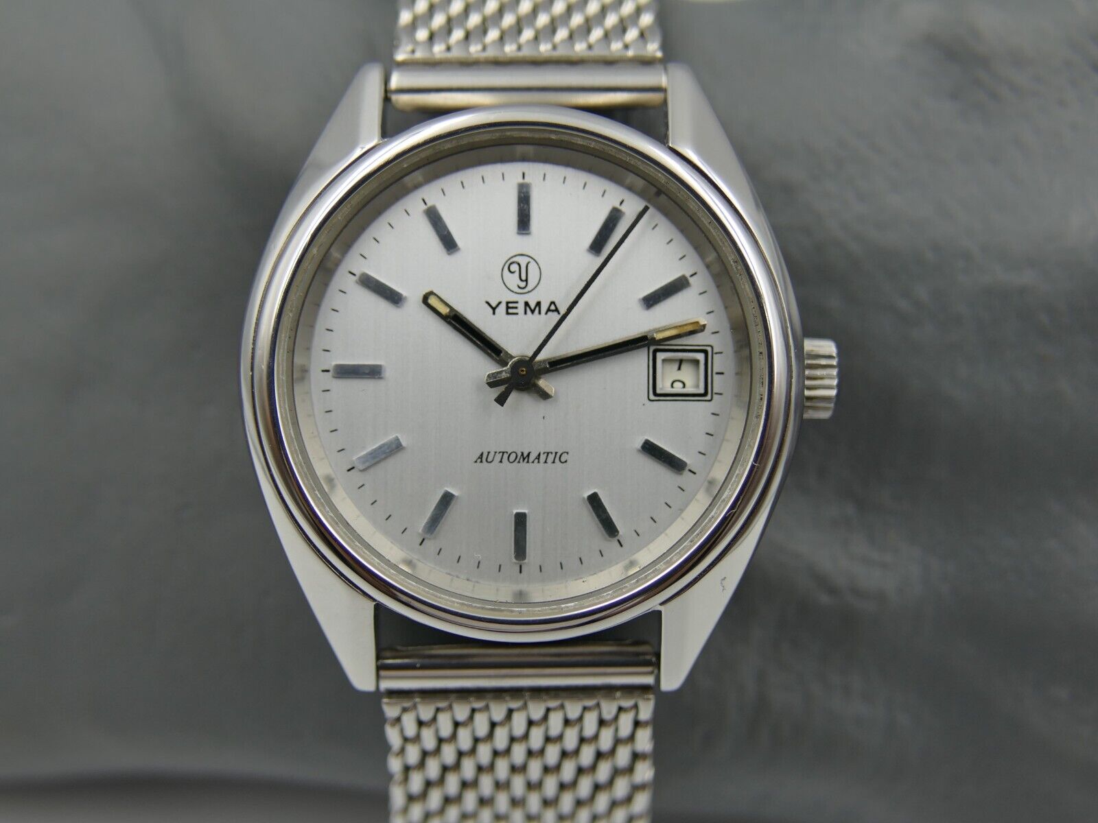 80's vintage watch mens Yema ref. 551056 in stainless steel automatic FE 4611