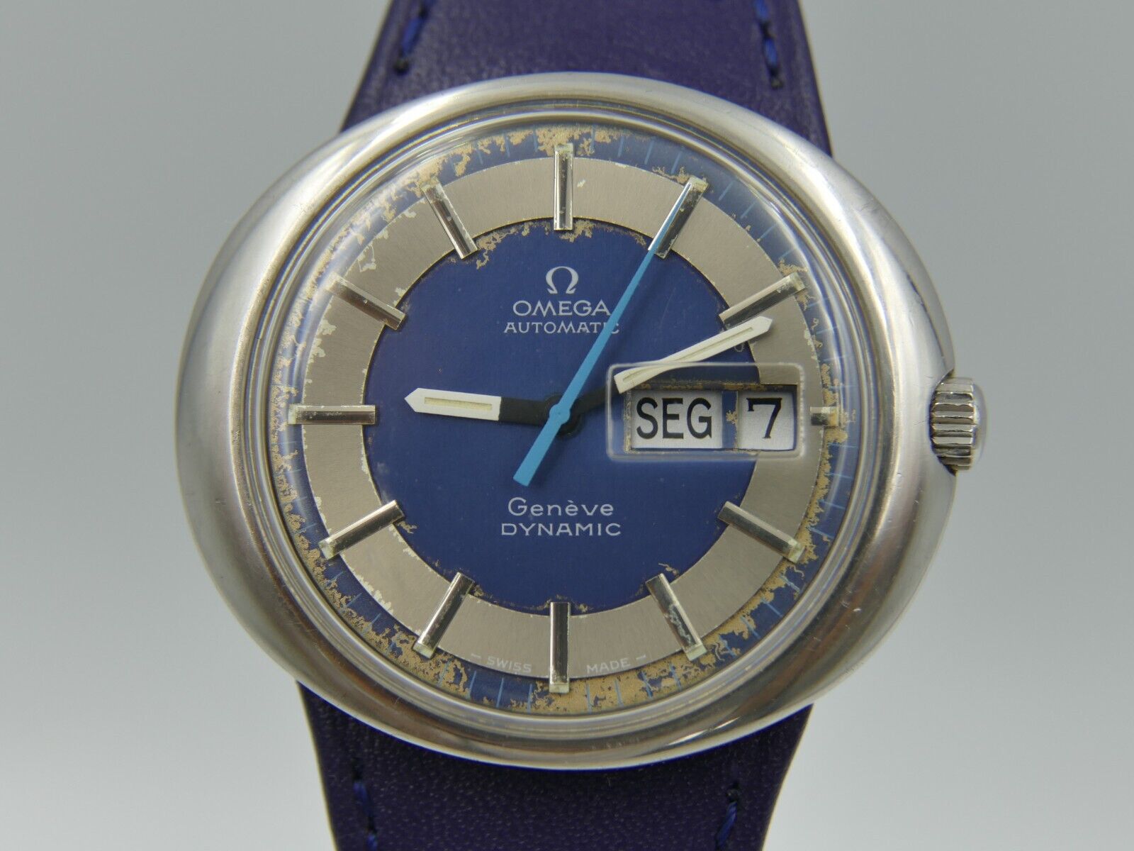 70s vintage watch mens Omega Dynamic ref. 166.108 automatic cal. 1022 steel blue