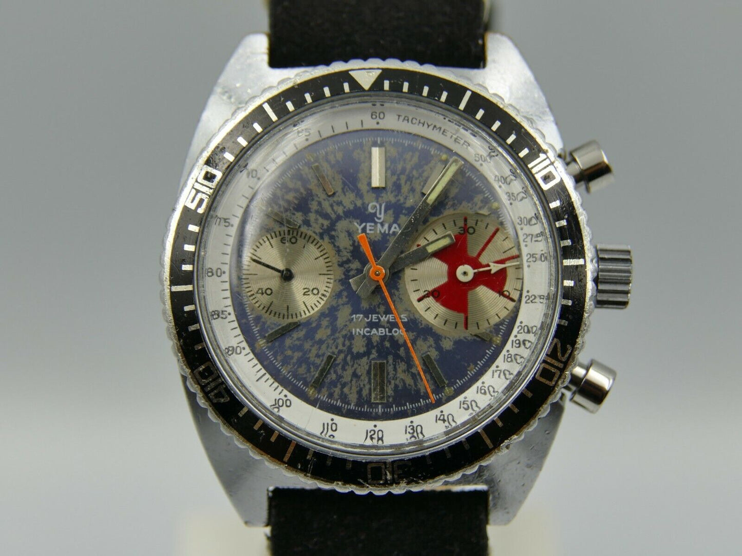 70's vintage watch mens Yema chronograph valjoux 7733 BIG EYE RARE 