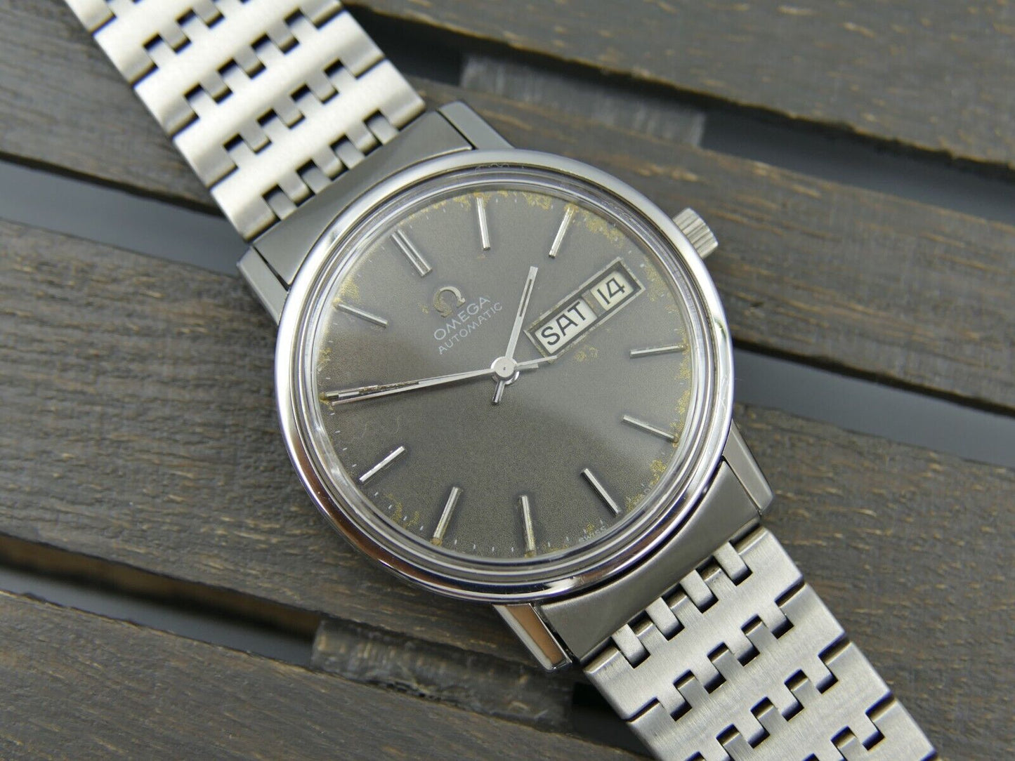 70s vintage watch mens Omega ref. 166.0209 automatic cal. 1022 bracelet ref 1193