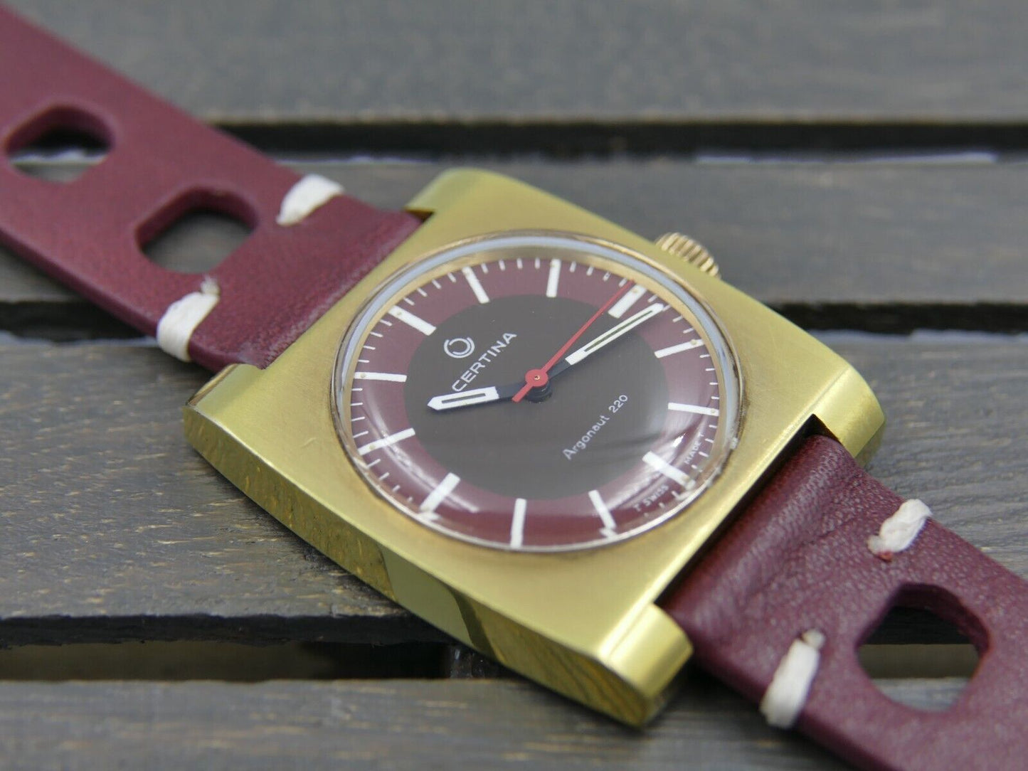 70's vintage watch mens Certina Argonaut 220 hand wind 25-26 burgundy