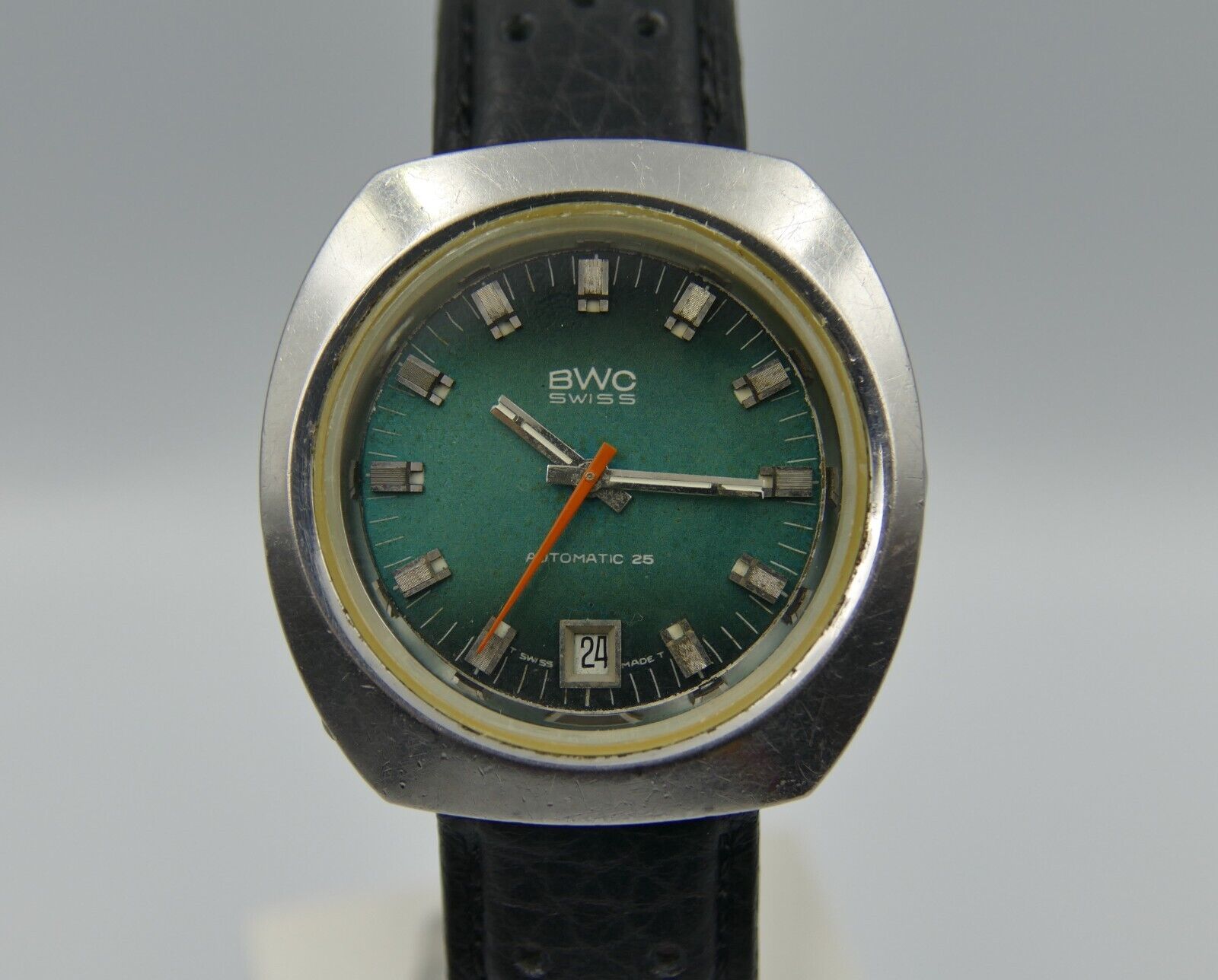 70's vintage watch mens BWC ref. 753093 automatic ETA 2783 green dial steel 38mm