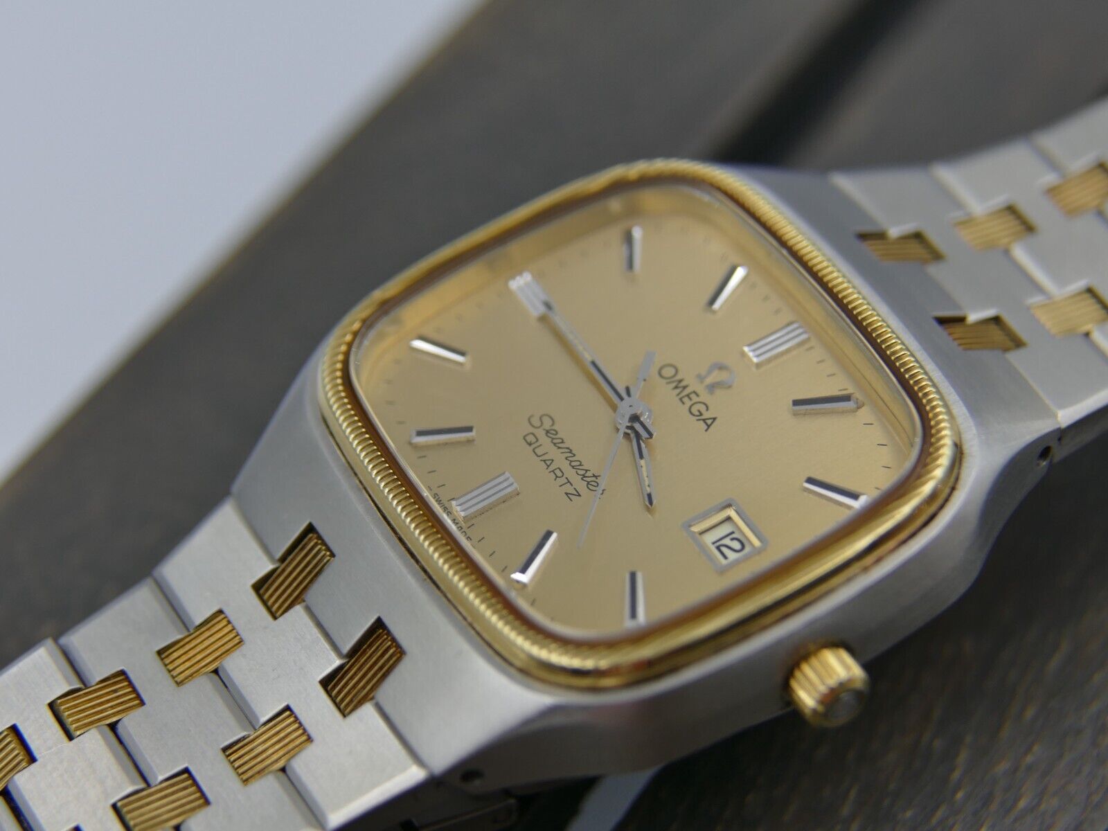 70s vintage Omega Seamaster quartz cal. 1342 ref. 196.0135 / 396.0874 royal oak