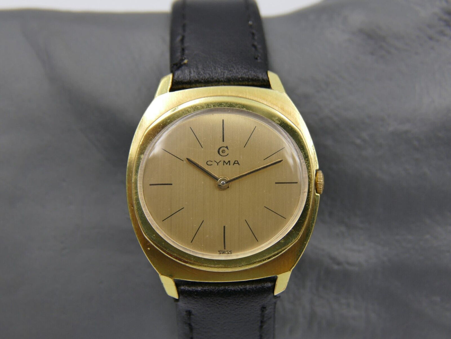 vintage watch 31mm Cyma gold pl manual wind cal. R.701 serviced