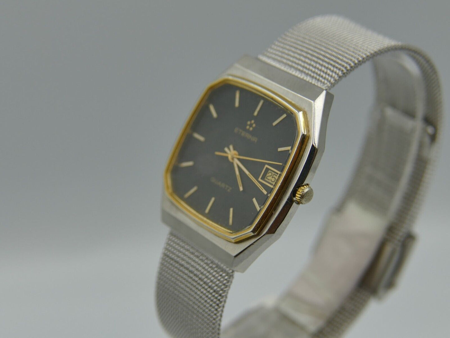 80's vintage watch mens Eterna ref. 113.4151.41 quartz Eta 955.411 steel & gold