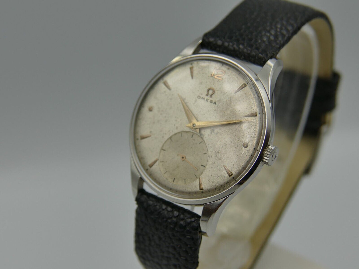 50's vintage watch mens Omega 36mm ref. 2890-4 hand wind cal. 266 rare