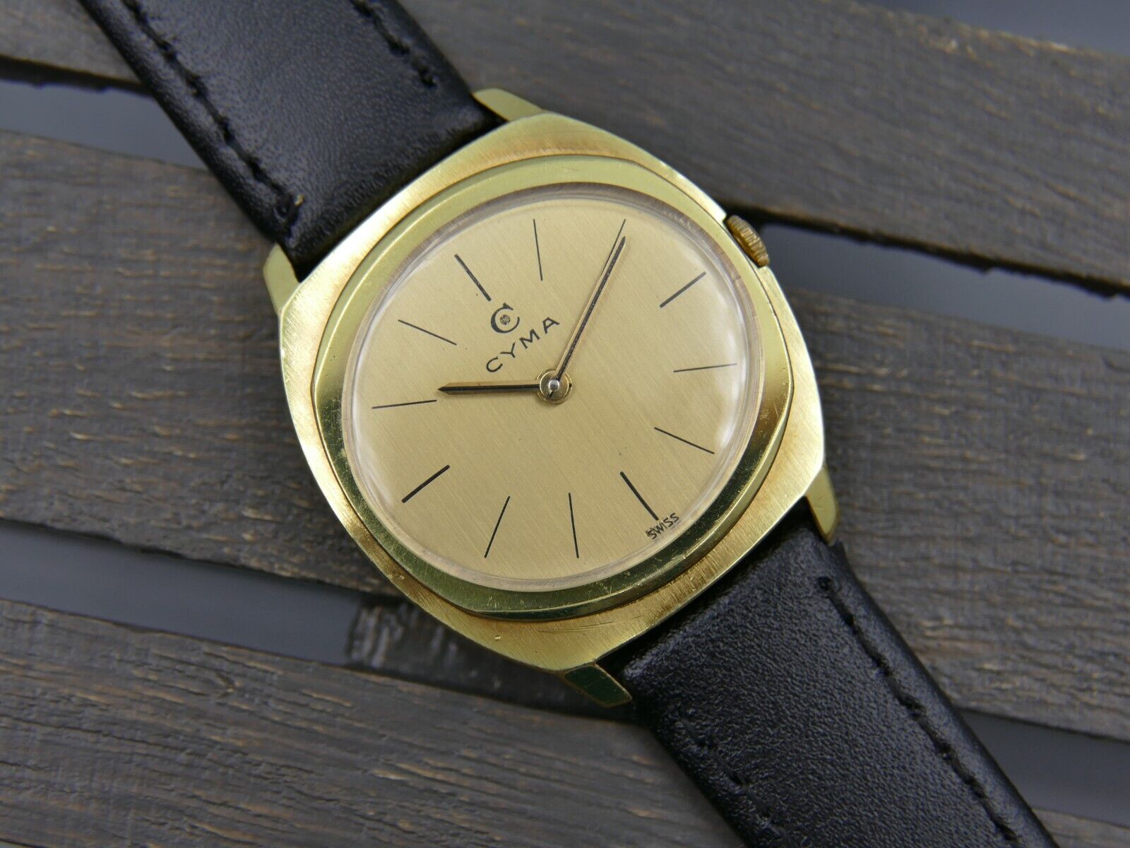 vintage watch 31mm Cyma gold pl manual wind cal. R.701 serviced