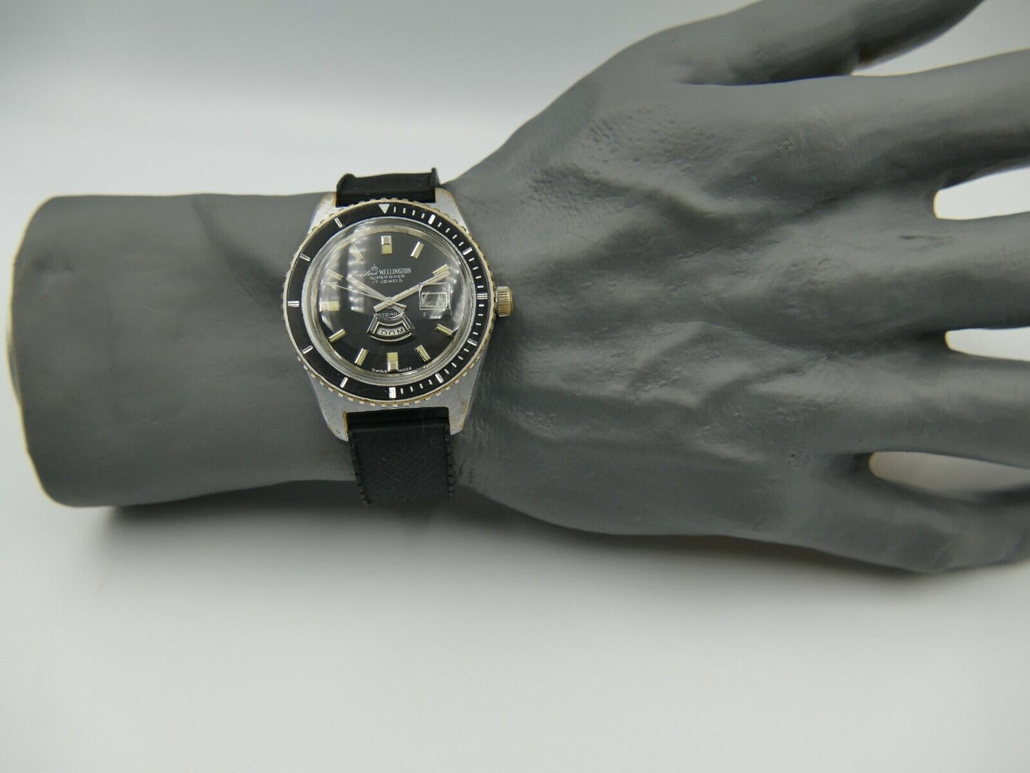 70's vintage mens Lord Wellingion super diver datomatic EB8387 40mm RARE 