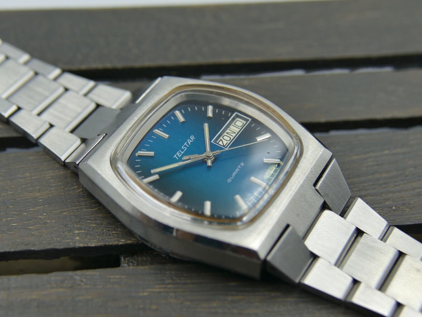 80's vintage watch mens Telstar ref. 15011 quartz ETA-ESA 9181 blue dial rare 39