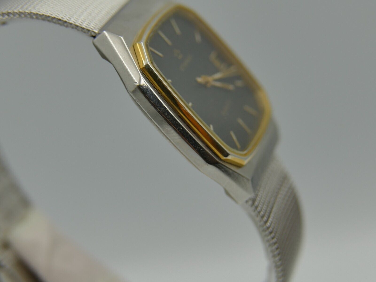 80's vintage watch mens Eterna ref. 113.4151.41 quartz Eta 955.411 steel & gold