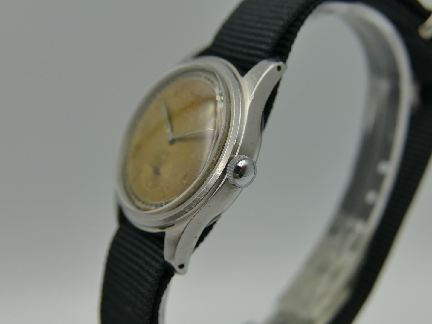 40's vintage watch mens Eterna military automatic bumper cal. 835H tropical dial