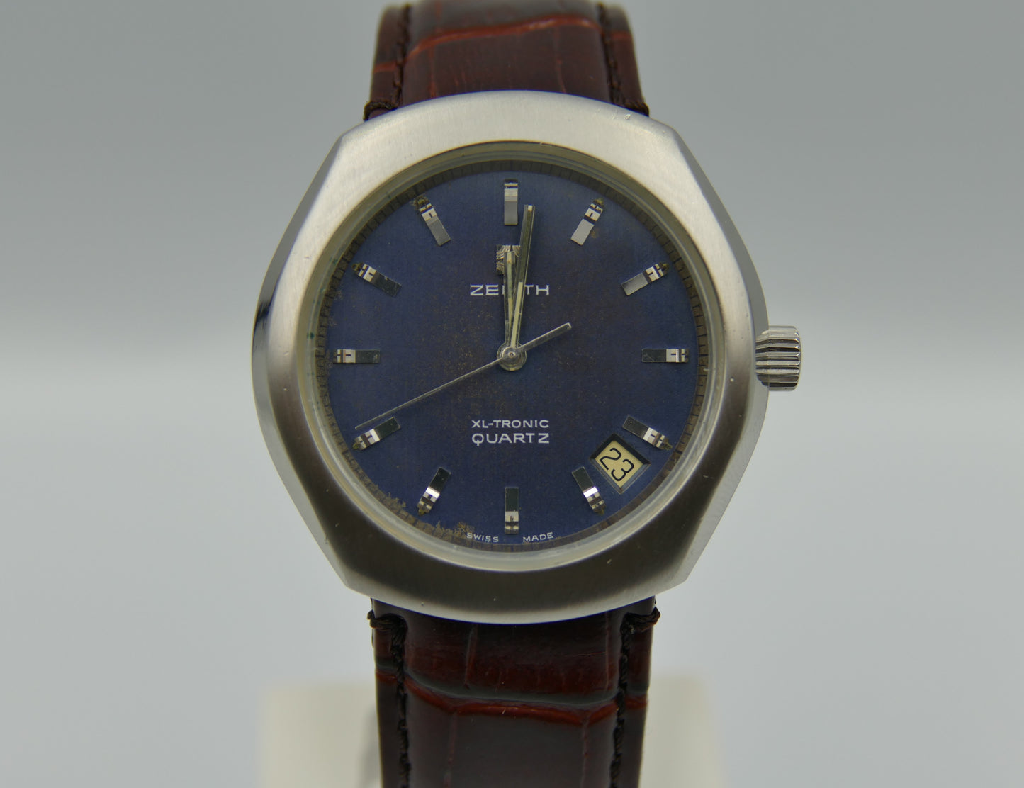 70's vintage watch mens Zenith XL-TRONIC Quartz ref. 01 0031 510 blue steel 40mm