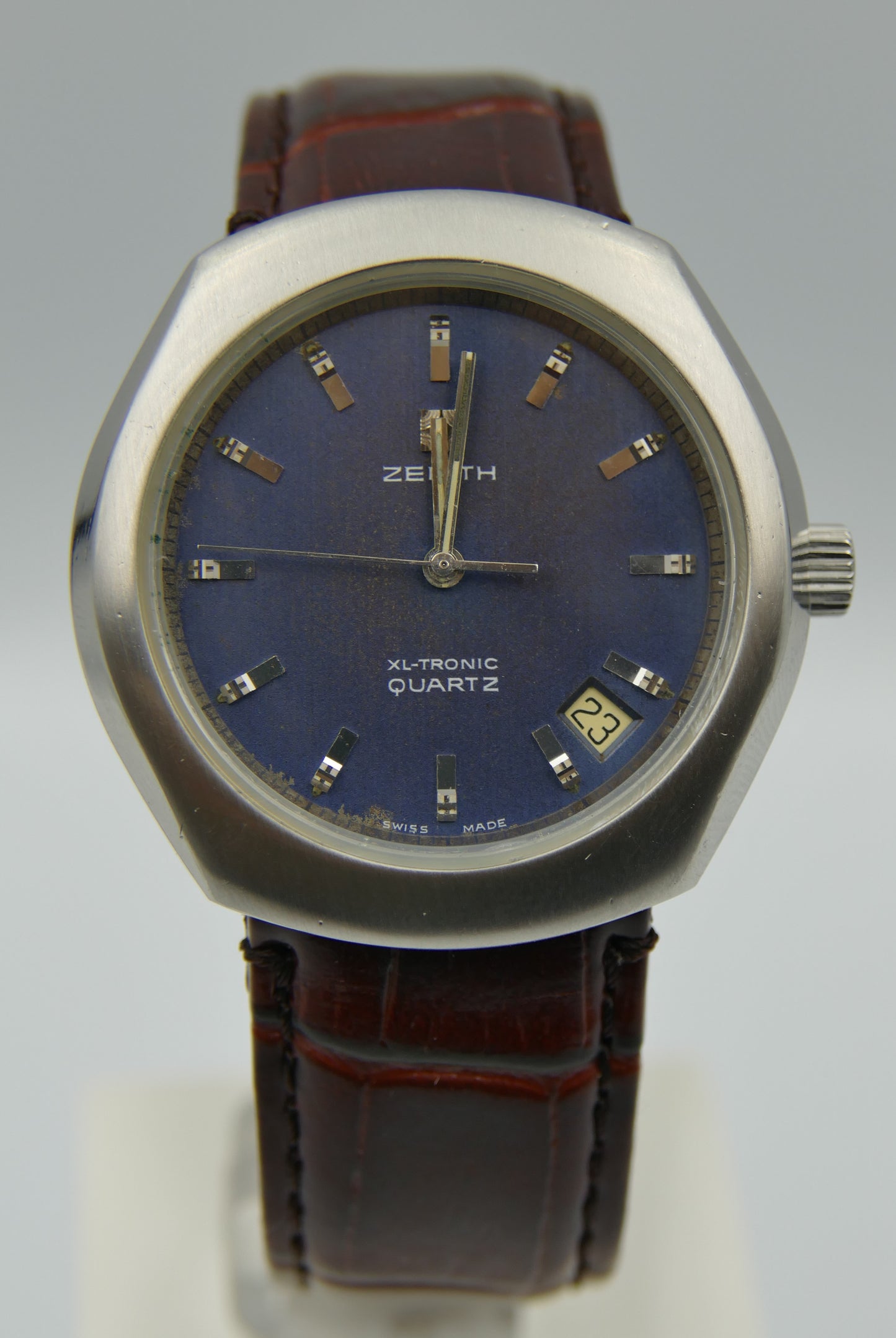 70's vintage watch mens Zenith XL-TRONIC Quartz ref. 01 0031 510 blue steel 40mm