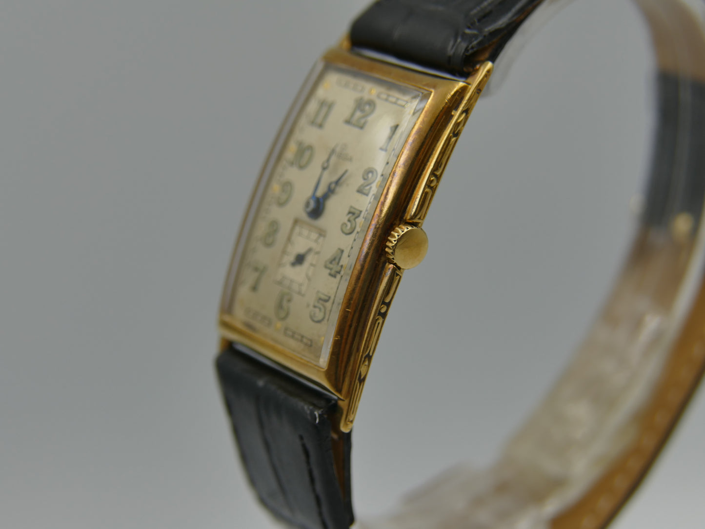 30's vintage watch mens Art Deco solid gold 18k Omega cal. 19.4 s 15 P