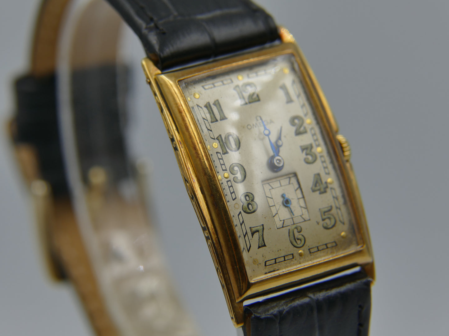 30's vintage watch mens Art Deco solid gold 18k Omega cal. 19.4 s 15 P