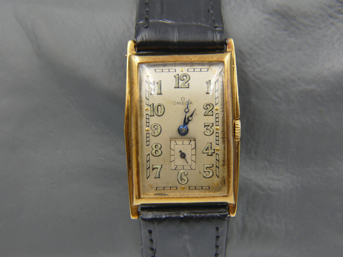 30's vintage watch mens Art Deco solid gold 18k Omega cal. 19.4 s 15 P