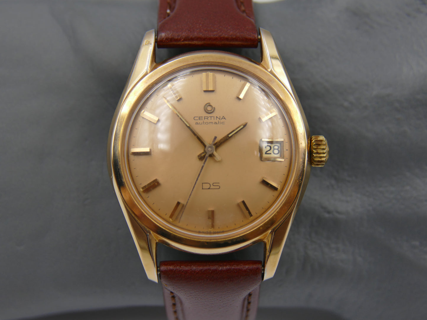 60s vintage watch mens Certina DS turtle Automatic 25-651 case gold pl 346.825