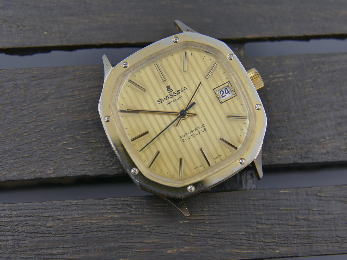Vintage Swiss Mechanical Automatic Swissina Watch 21 Jewels Ronda Cal 4338