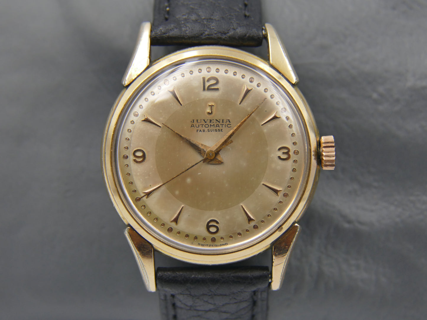 40's vintage watch mens Juvenia automatic bumper AS 1250 serviced gold cap