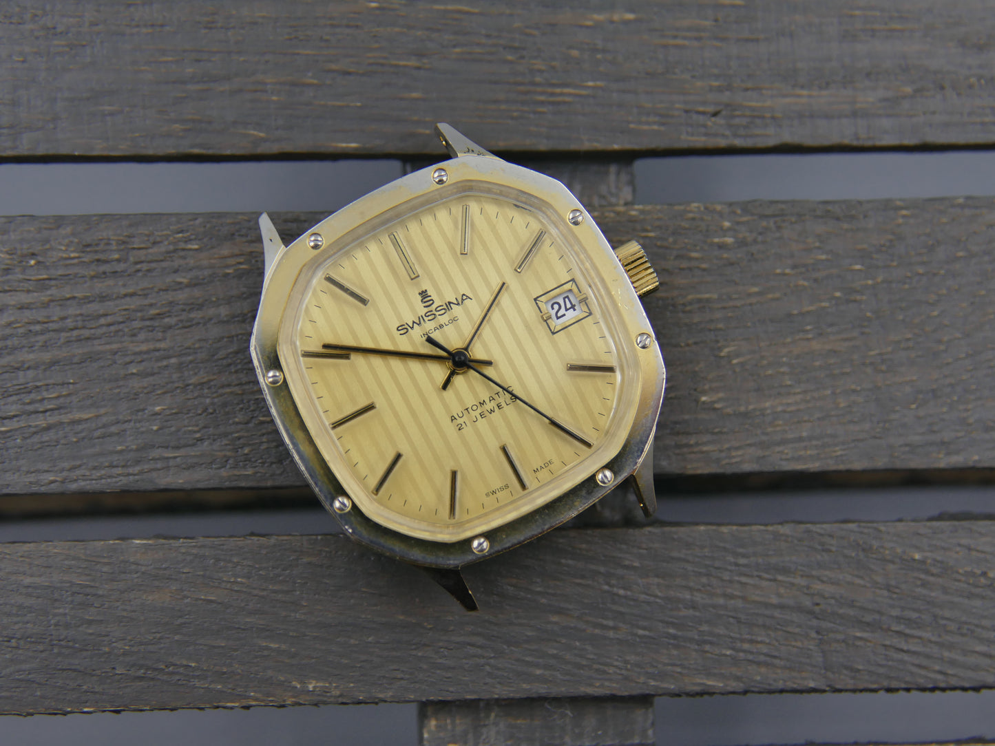 Vintage Swiss Mechanical Automatic Swissina Watch 21 Jewels Ronda Cal 4338