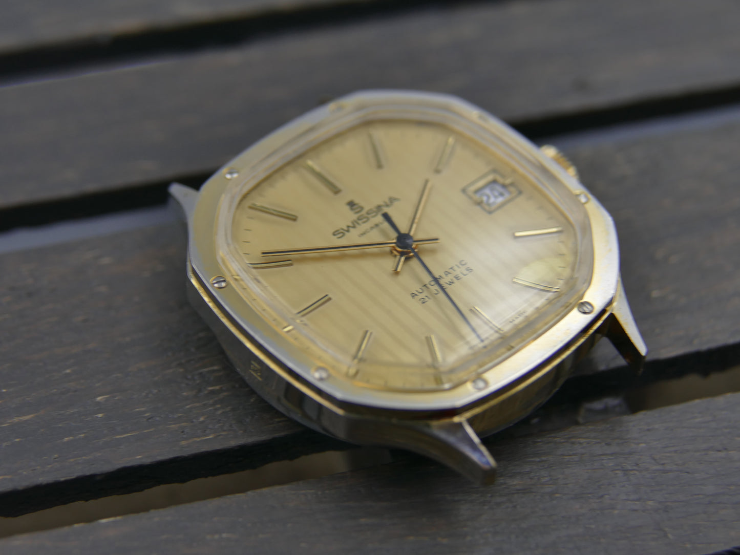 Vintage Swiss Mechanical Automatic Swissina Watch 21 Jewels Ronda Cal 4338