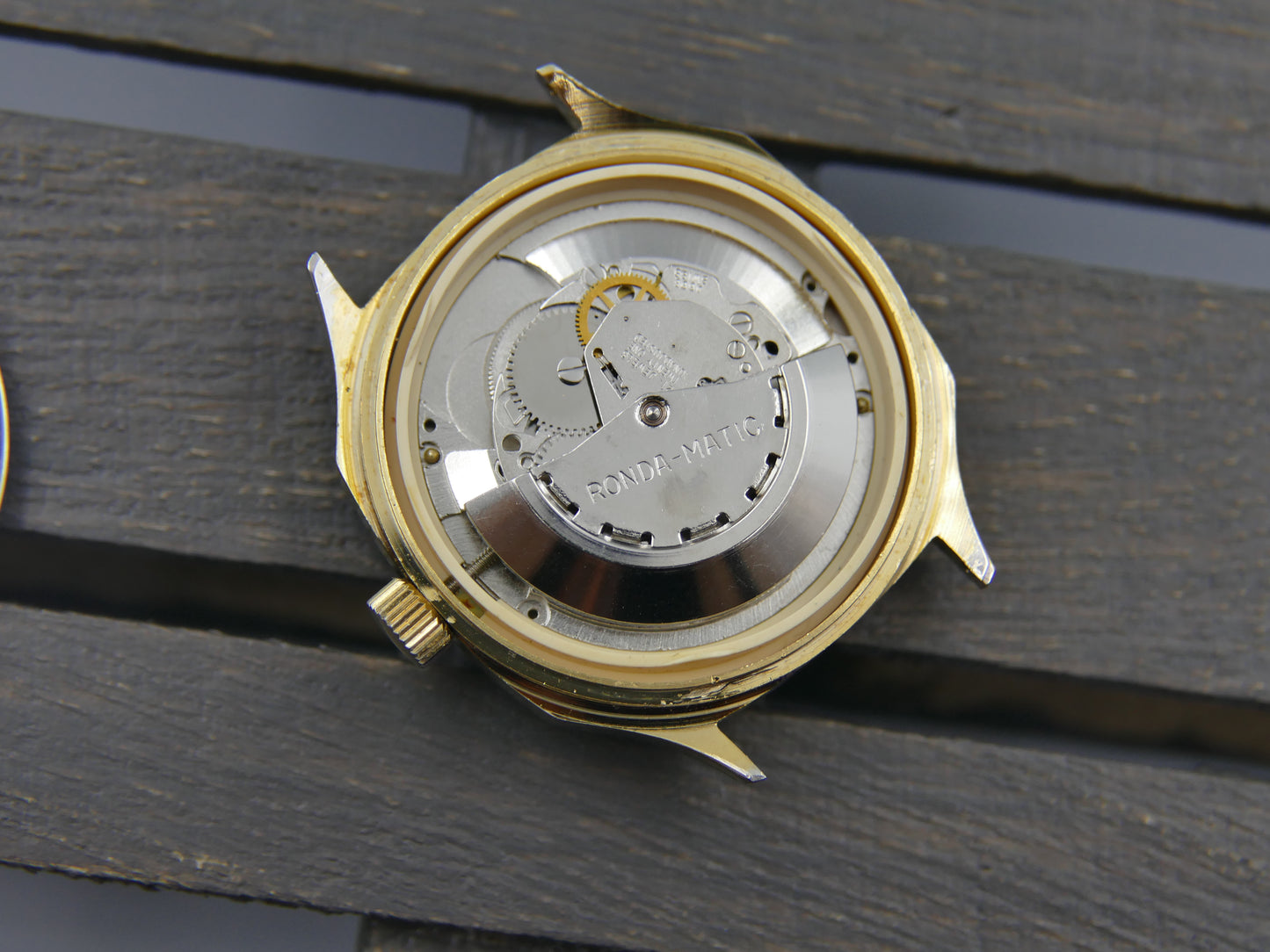 Vintage Swiss Mechanical Automatic Swissina Watch 21 Jewels Ronda Cal 4338