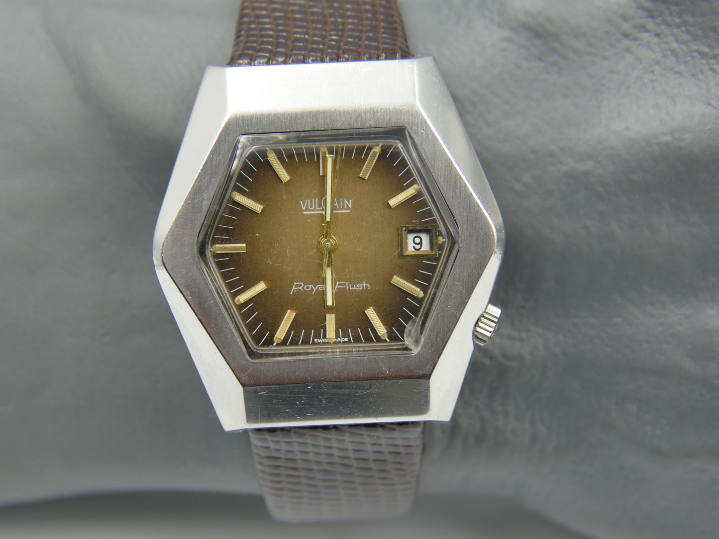 vintage watch mens Hexagon case Vulcain Royal Flush automatic ETA 2452 RARE