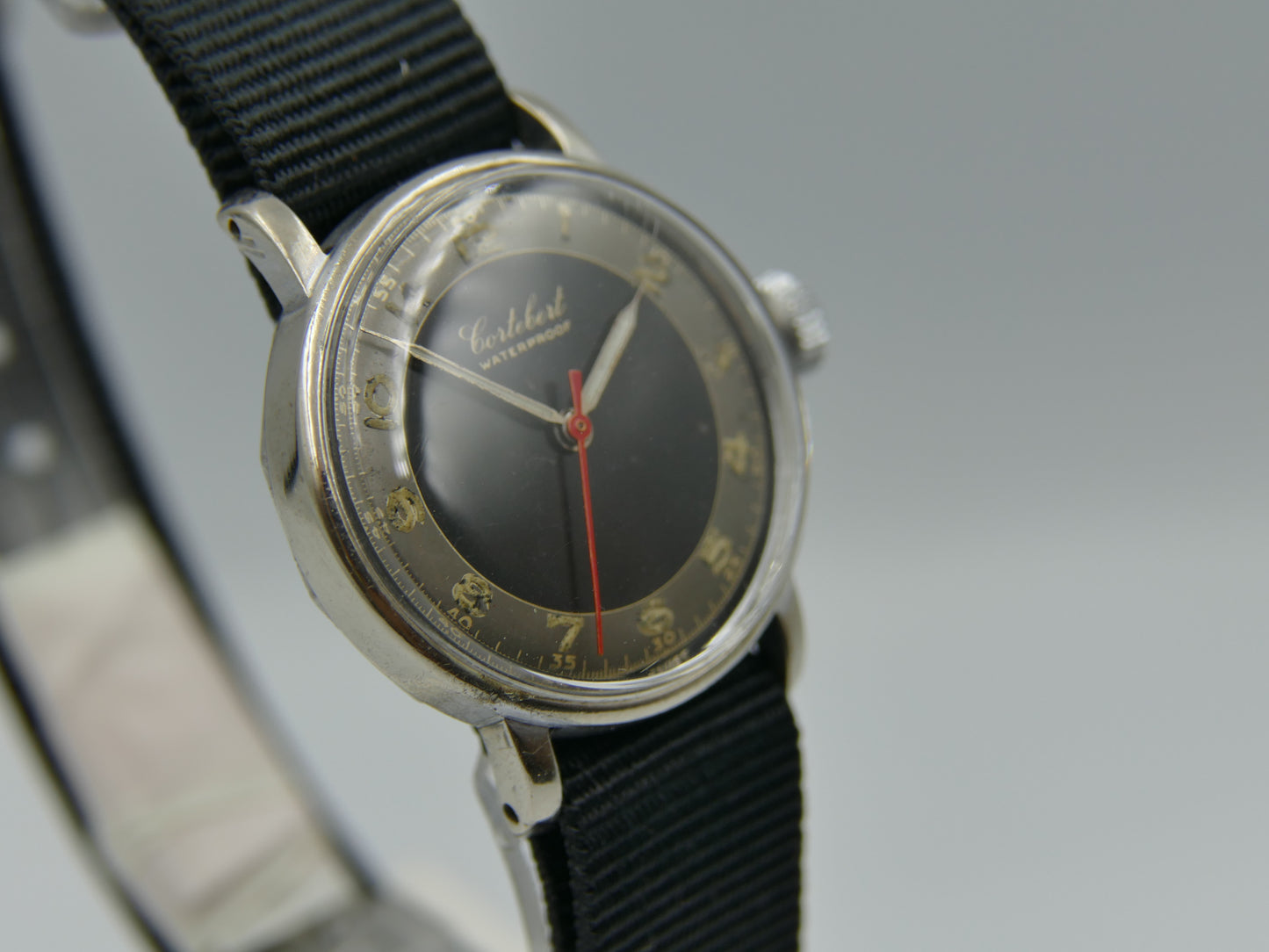 40's vintage watch Cortebert WW2 ref. 8510 manual wind ET. 926 military style