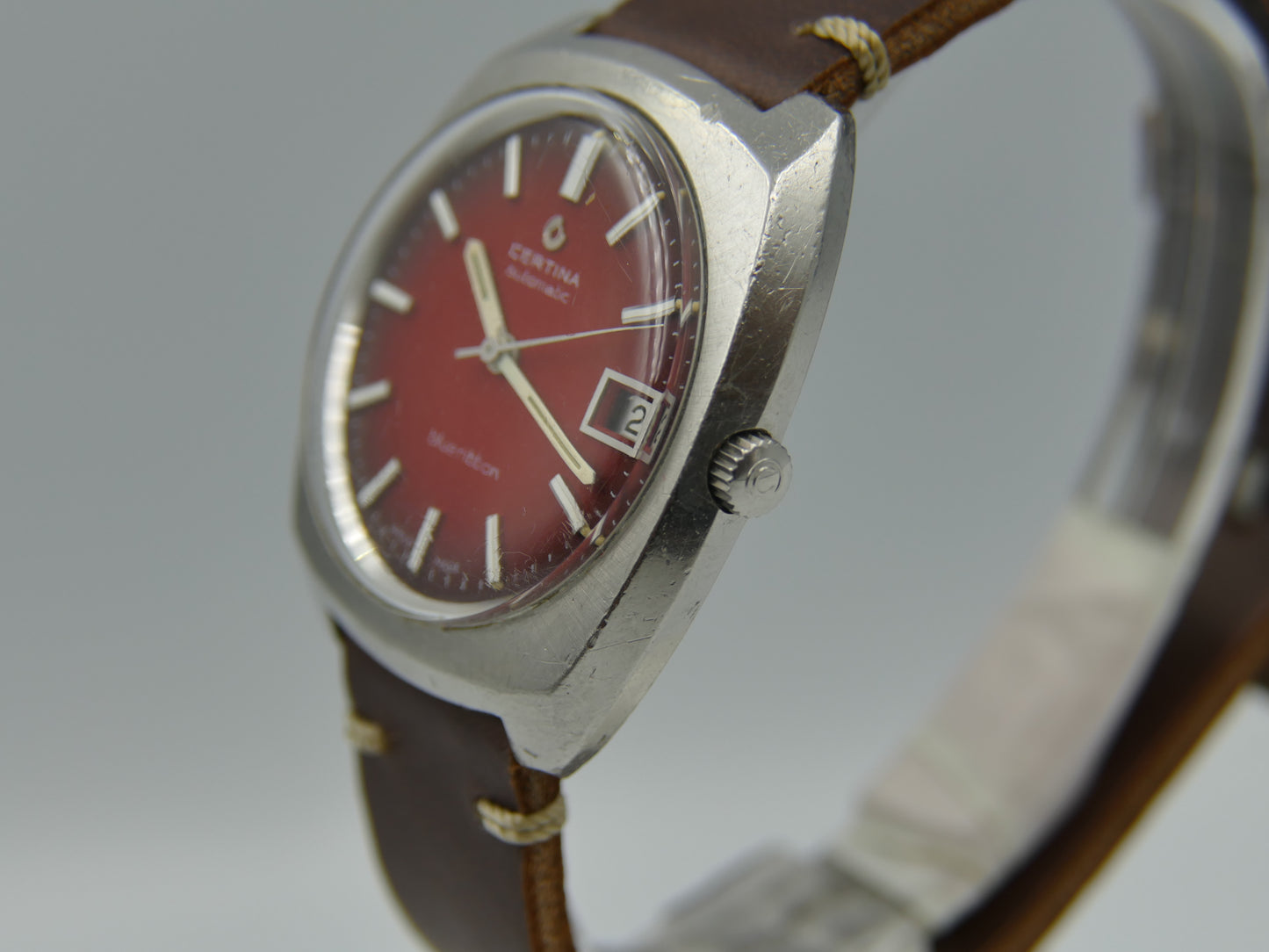 60's vintage watch mens 36mm Certina blue ribbon burgundy dial automatic 25-651