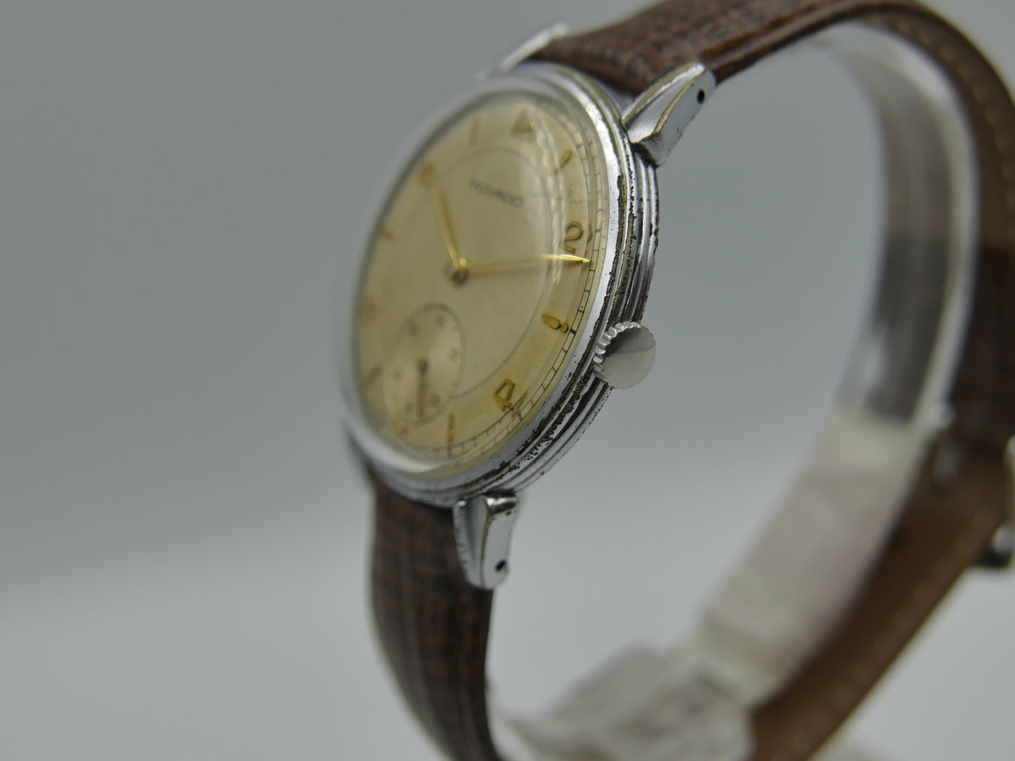 40's vintage watch mens Movado ref. 38113 pre Solidograf manual wind cal. 125