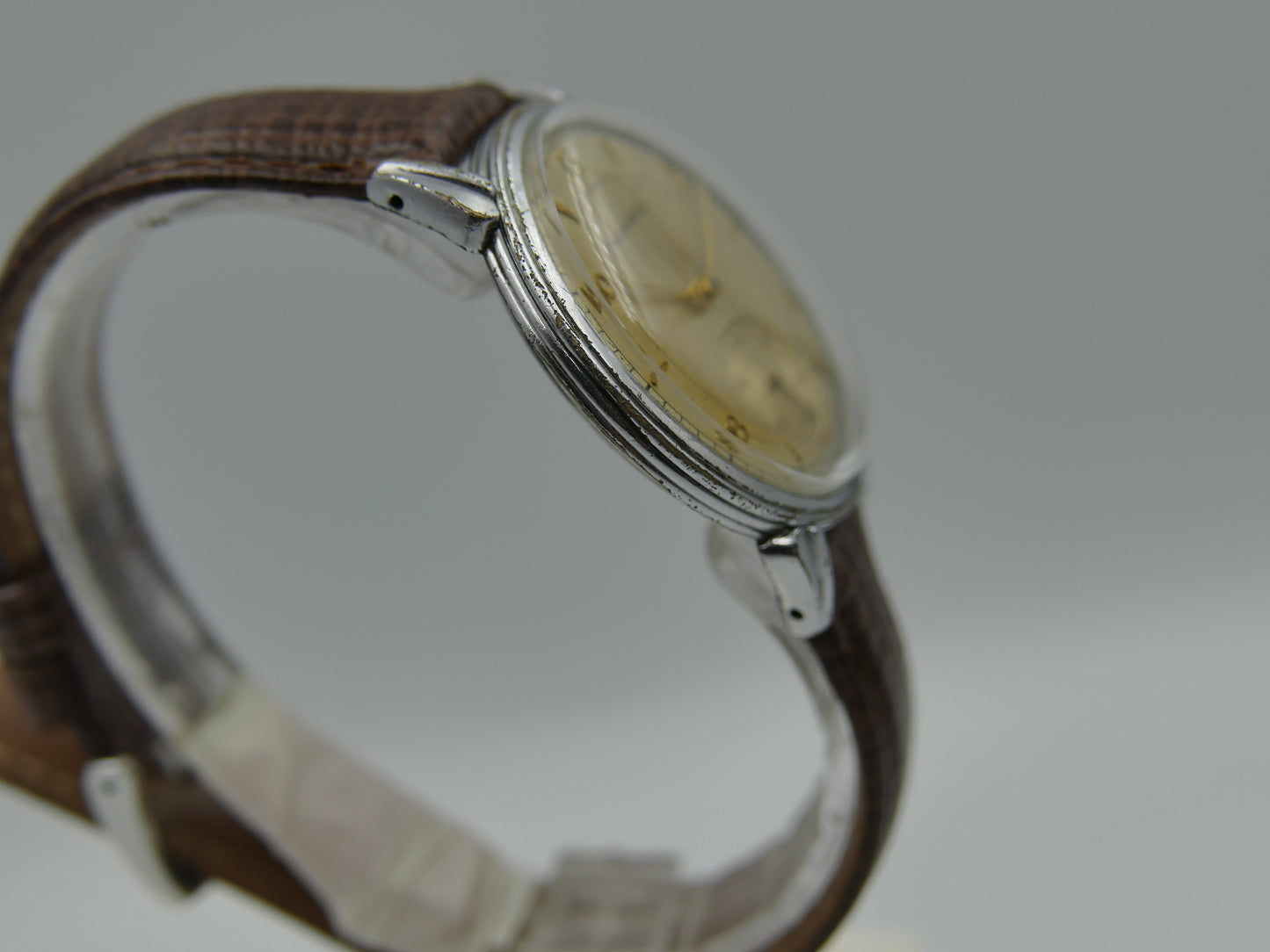 40's vintage watch mens Movado ref. 38113 pre Solidograf manual wind cal. 125