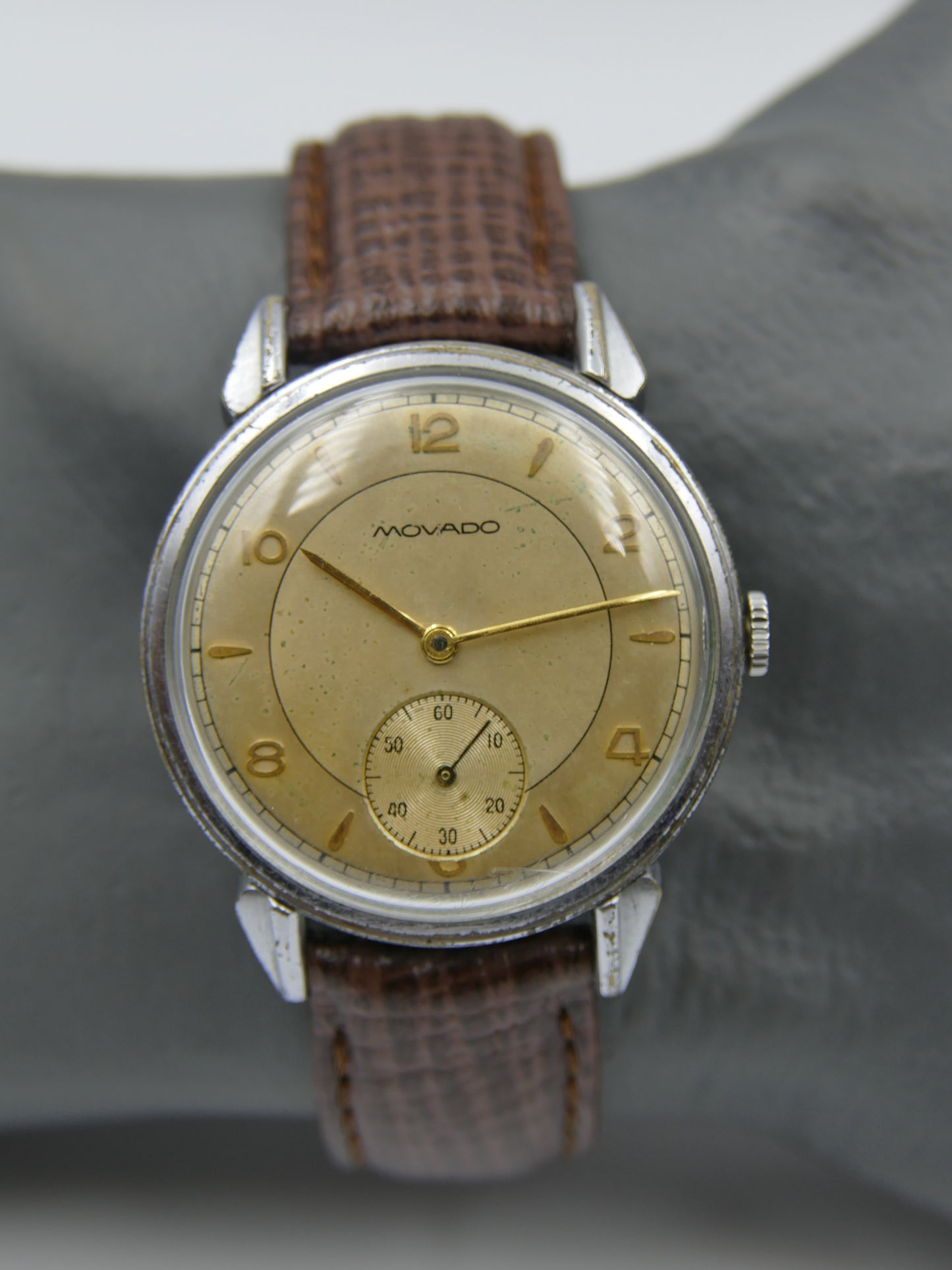 40's vintage watch mens Movado ref. 38113 pre Solidograf manual wind cal. 125