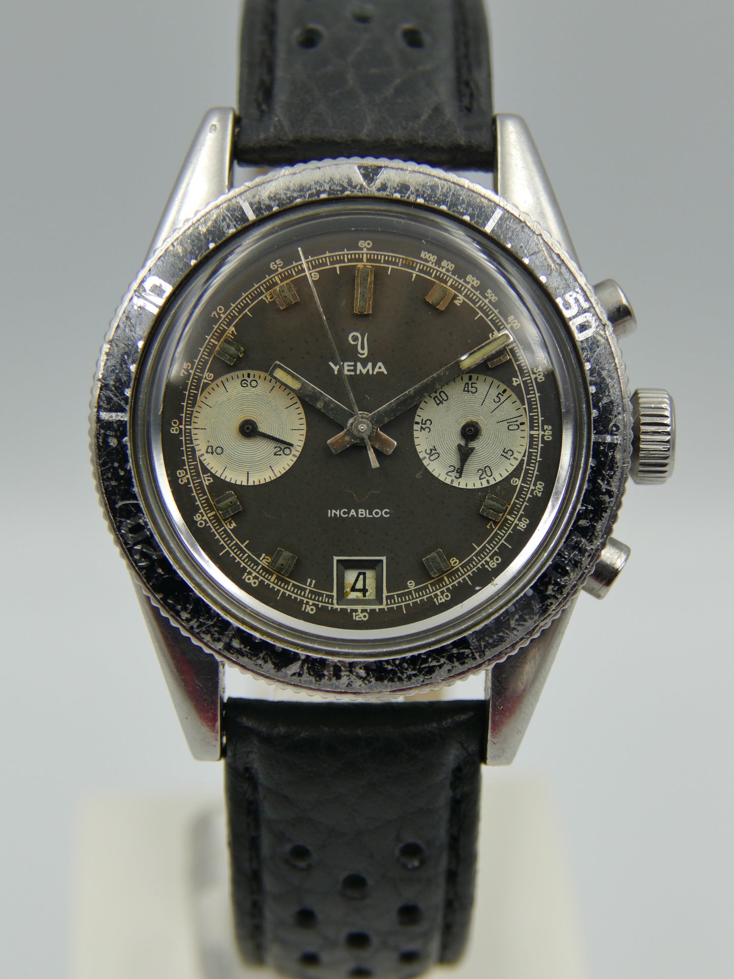 70s vintage watch Yema Daytona panda reverse chronograph valjoux 7734 steel 38mm