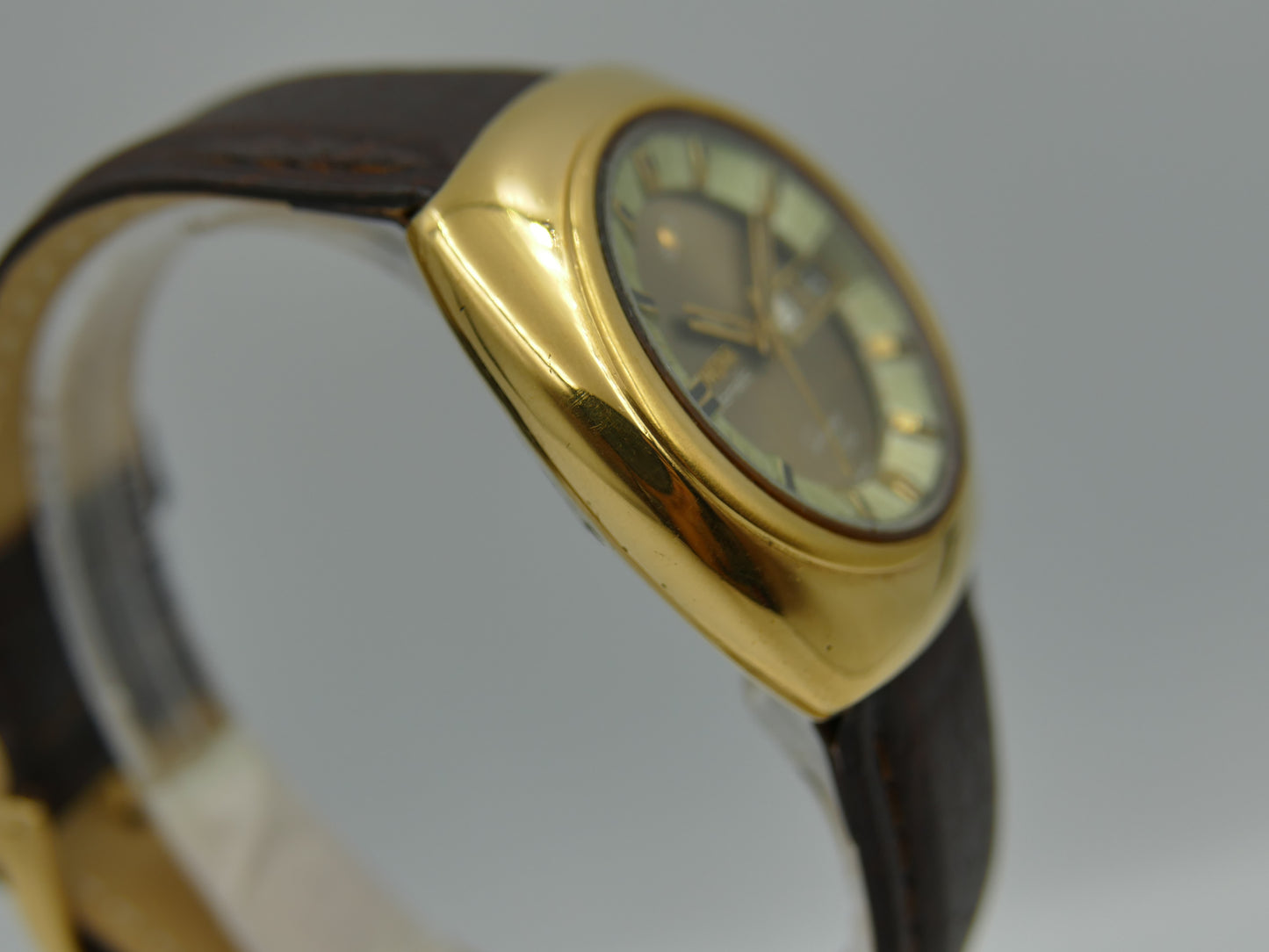 70's vintage watch mens Enicar Sherpa 320 ref 167-10-01 automatic cal. AR 167