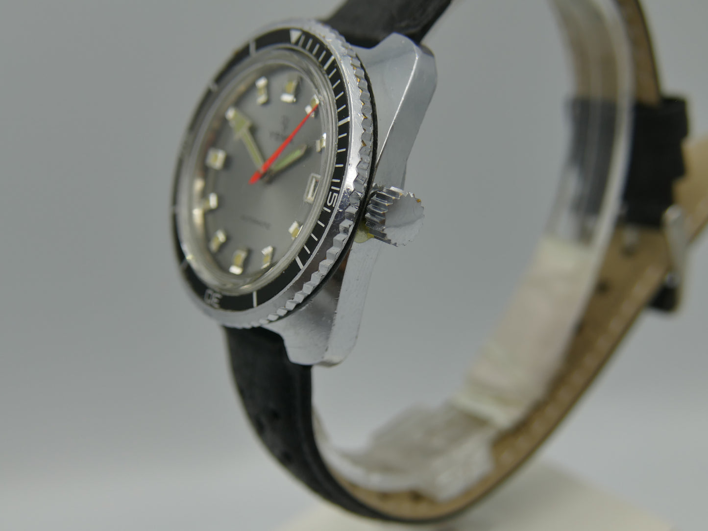 70's vintage watch mens Yema diver plongee ref 221214 automatic FE 3611