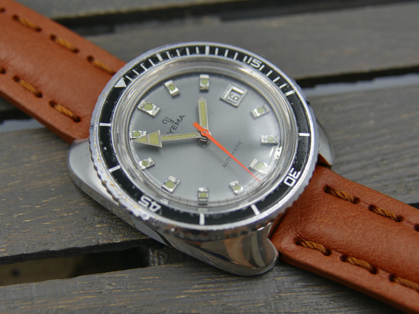 70's vintage watch mens Yema diver plongee ref 221214 automatic FE 3611