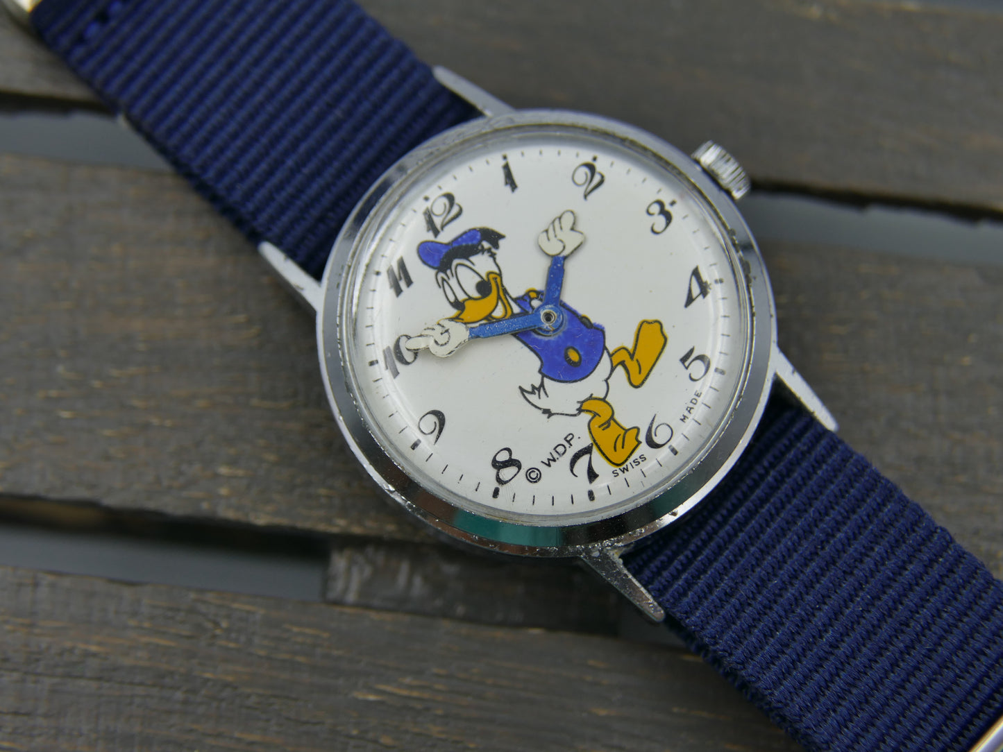 60's vintage watch W.D.P. Disney Donald Duck manual wind swiss made serviced